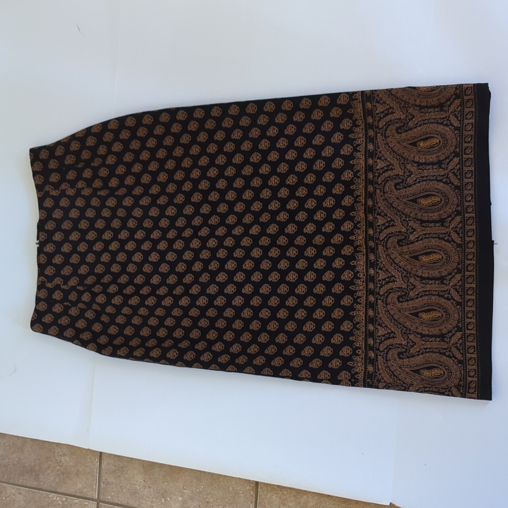 Briggs Skirt